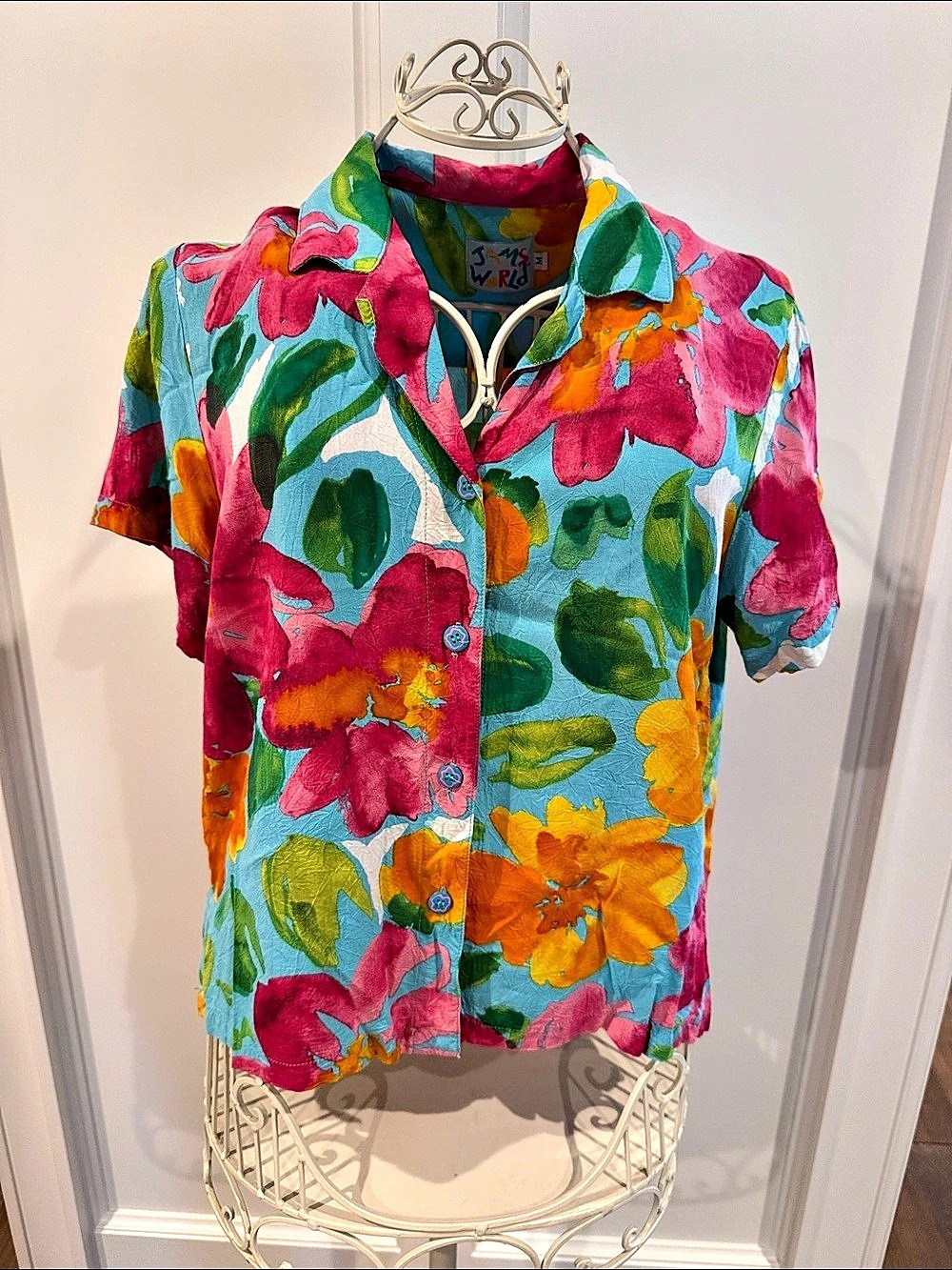 Jams World W624-ALLB Floral Button Down in Blue & Pink Size Medium